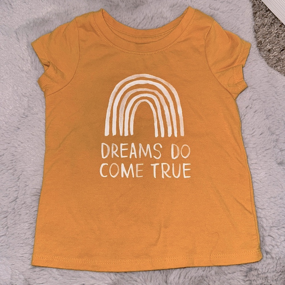 Short sleeve yellow shirt